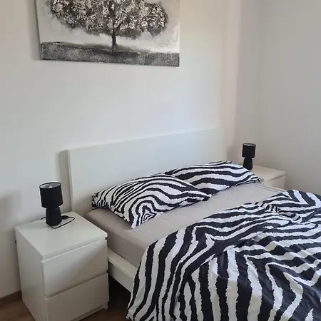 Petrovic Apartment Silo (Krk)
