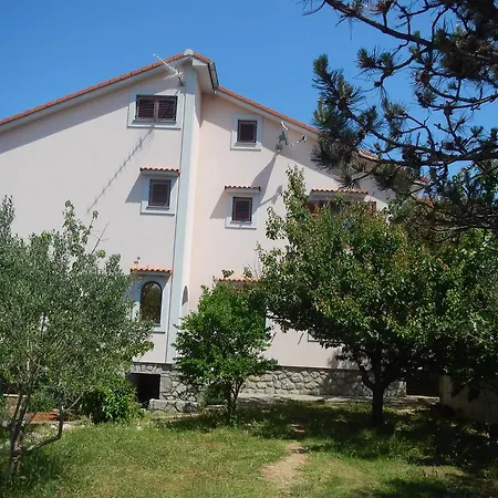 Apartment Petrovic